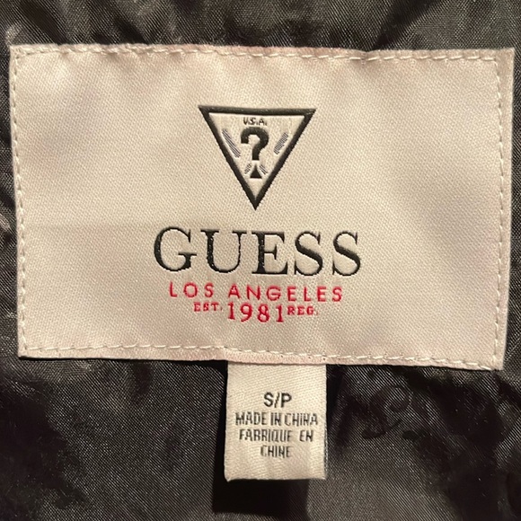 GUESS Black Quilted Jacket. - Picture 11 of 12